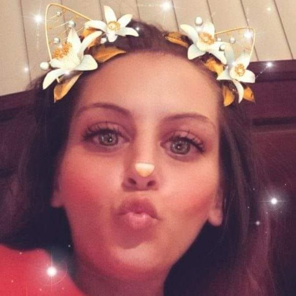 Meet your Posher, Amanda - Picture 1 of 1